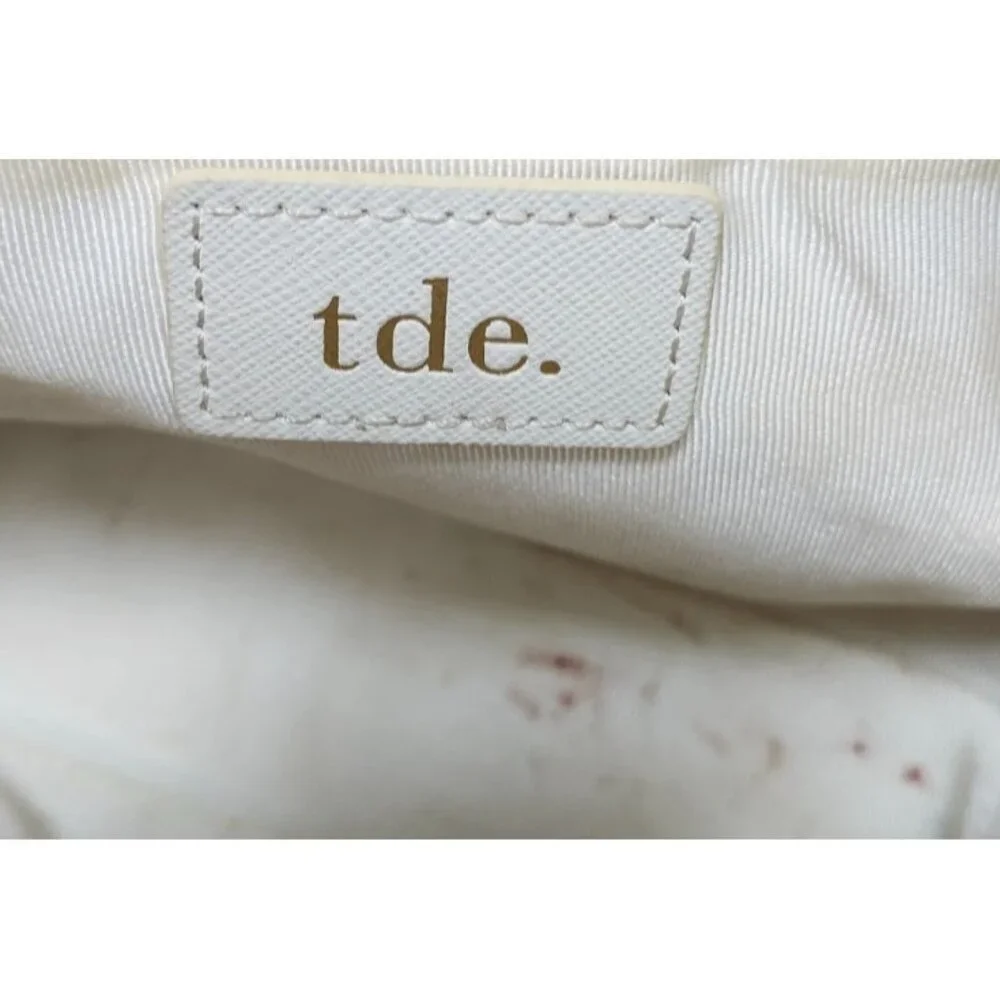 TDE White Structured Leather Tote Bag DT Logo Gold Hardware Crossbody Strap - Picture 10 of 16